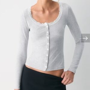 Aritzia Gray Long Sleeve Lace Trim Top